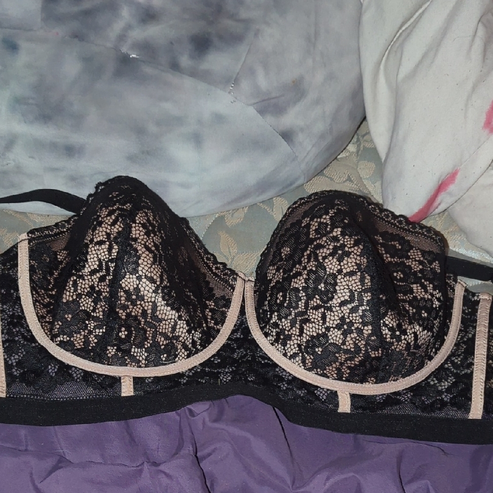 Elegant Black Lace Bra